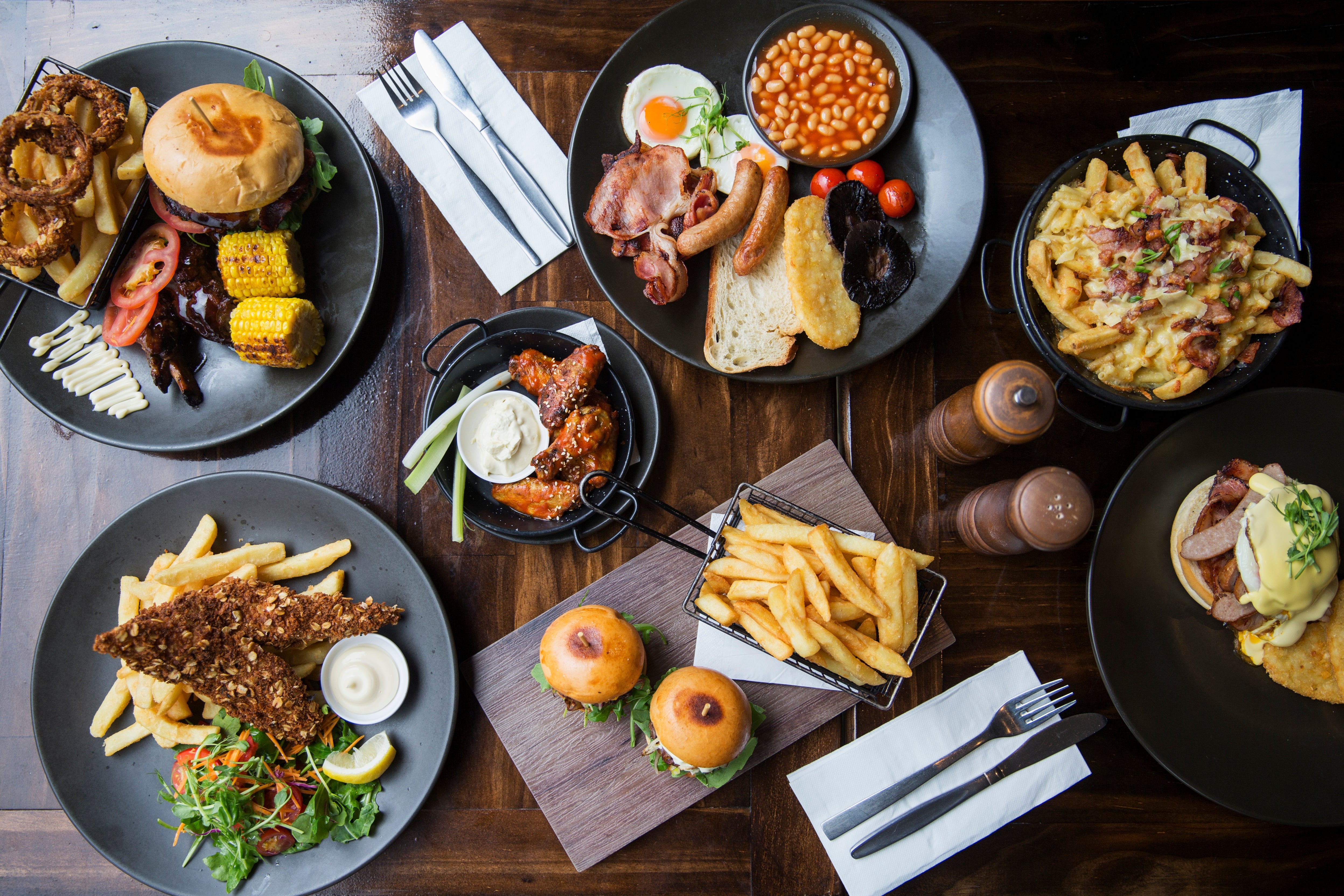 Hangout on 20 Preston delivery from Como Order with Deliveroo