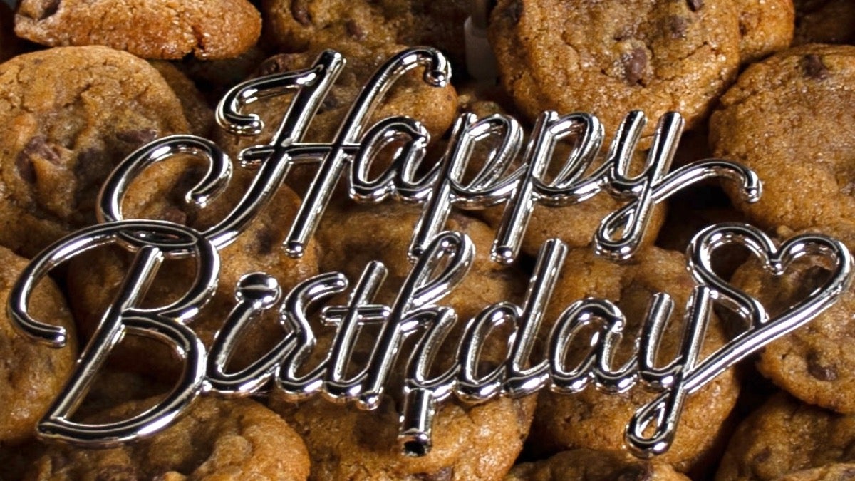 Silver cake topper