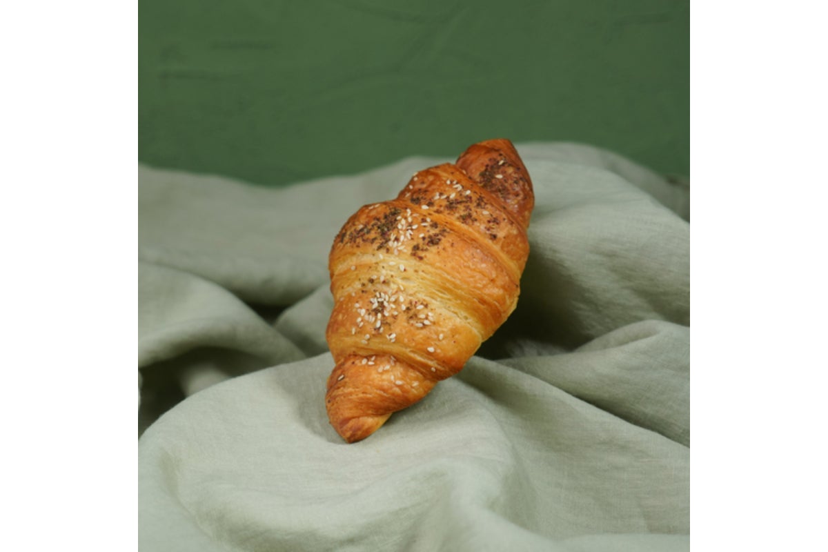 Cheesy Zaatar Croissant