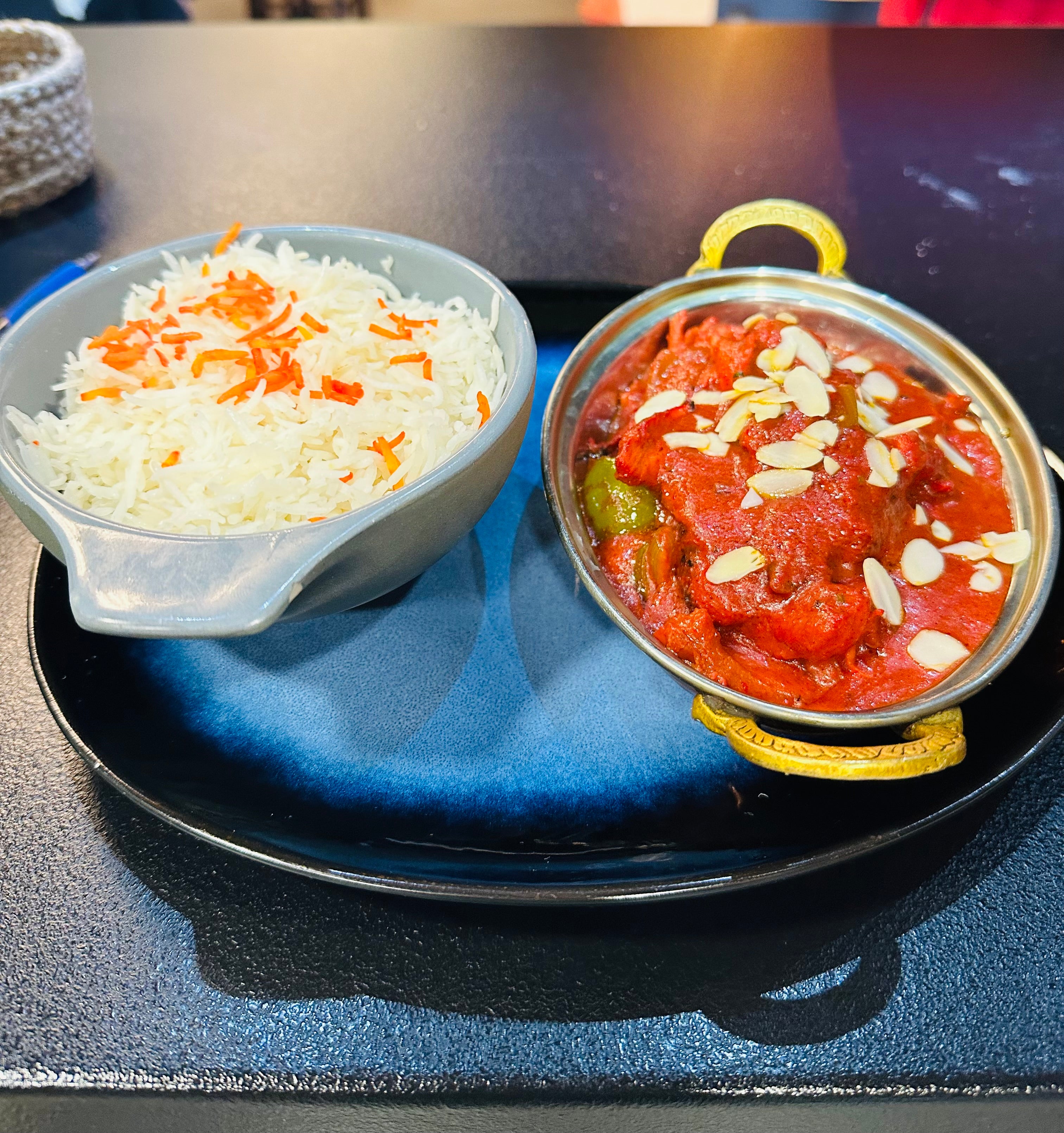 Poulet Kasmiri Masala "recommandation du chef" (Nouveauté)