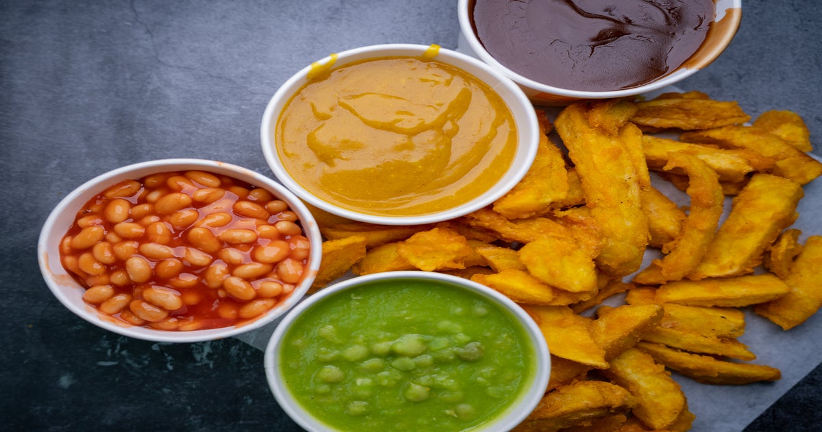 Bek's Darlaston delivery from Willenhall Order with Deliveroo