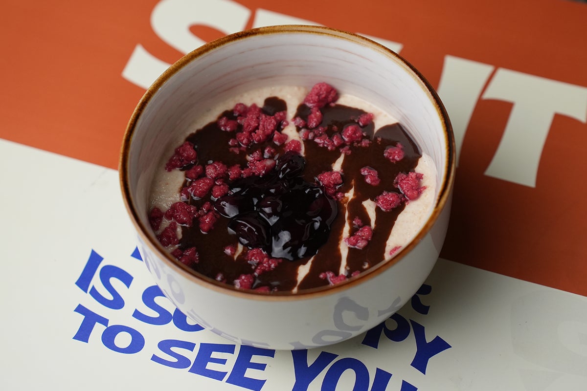 Chocolate Berry Oats