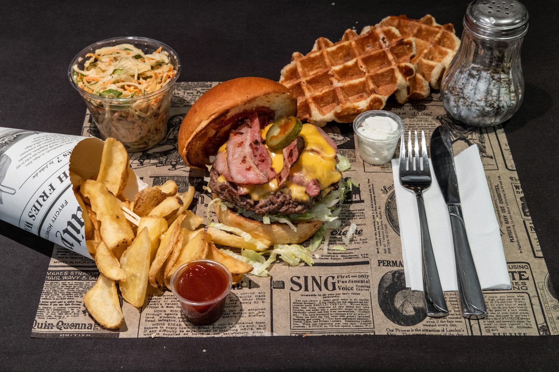 Livraison Mr & Mrs Bun 🍔BURGERS à Centre Cathédrale Commandez avec