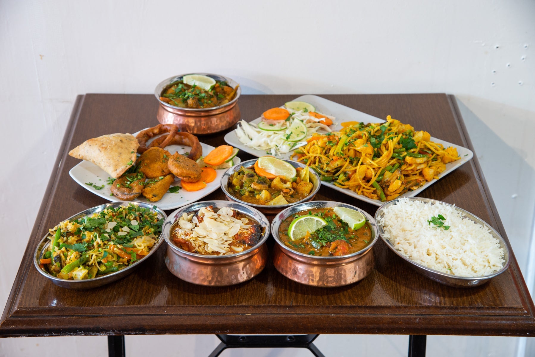 Montys Tandoori Restaurant Fife Road delivery from Kingston Order