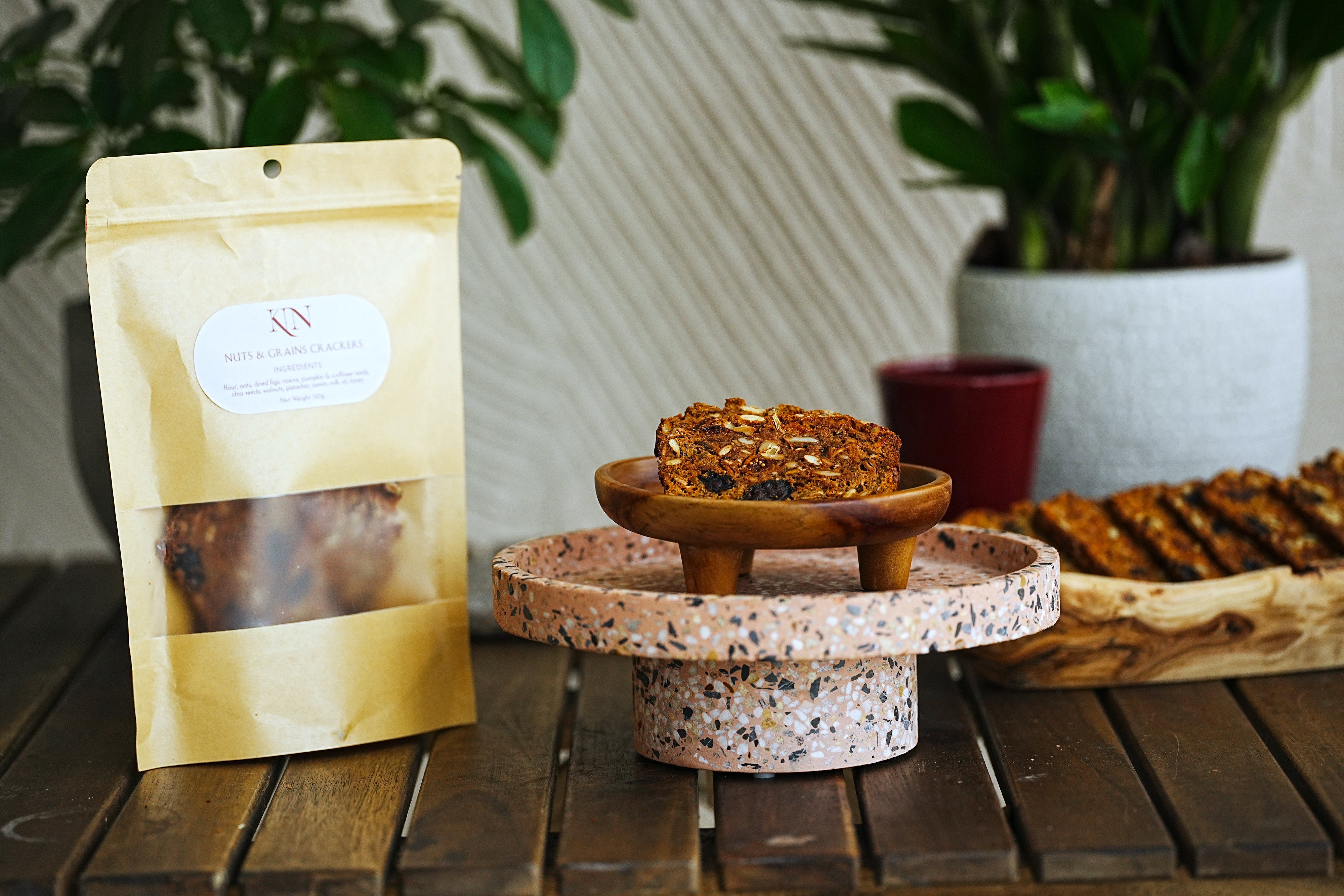 Nuts & Grains Crackers