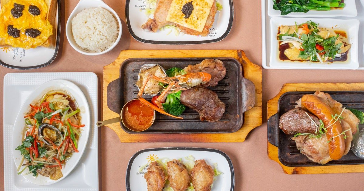 Chinatown Mala Hot Pot Buangkok Hawker delivery from Buangkok Order with Deliveroo