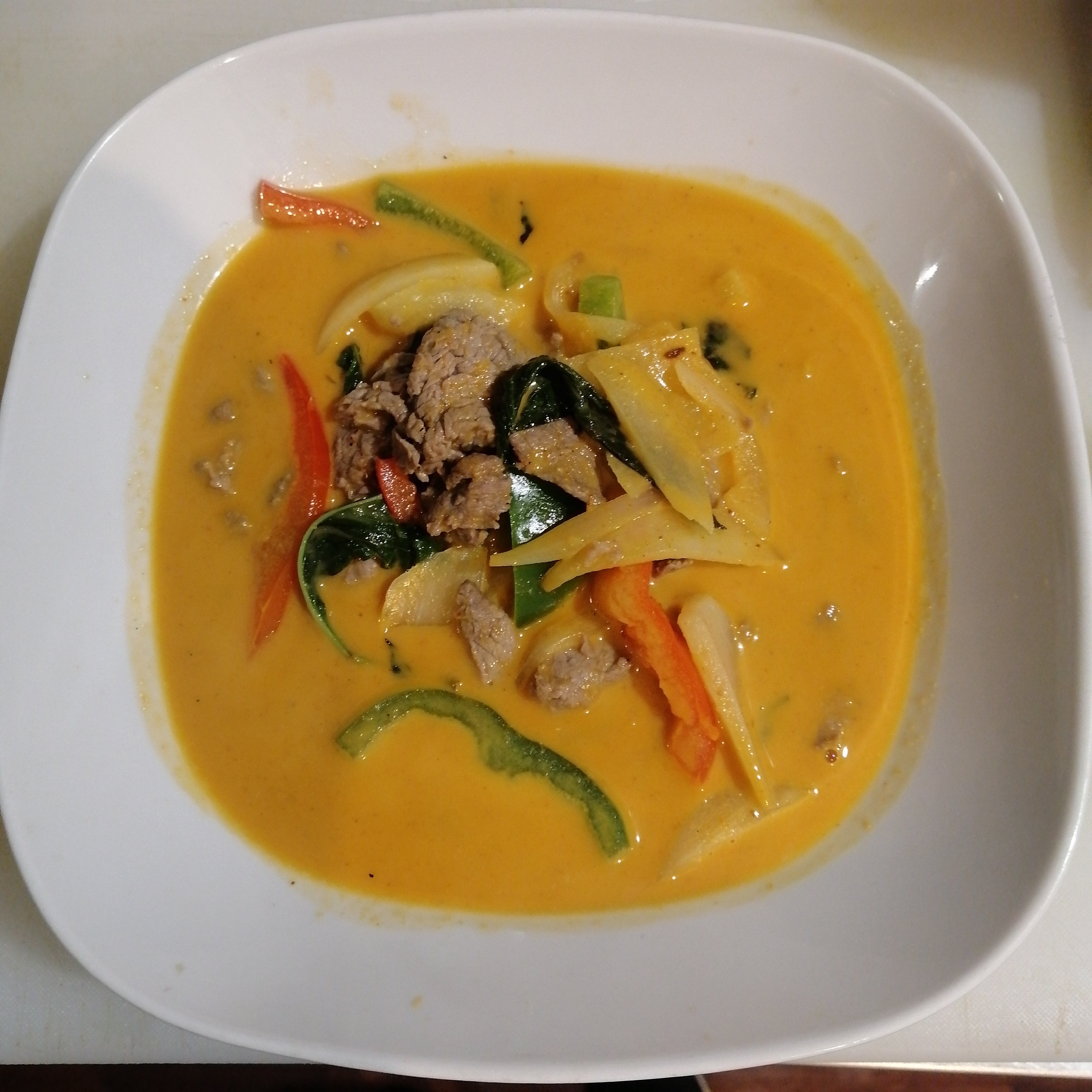 🔥 🍖P12 Bœuf au curry rouge cacahouète (panaing)