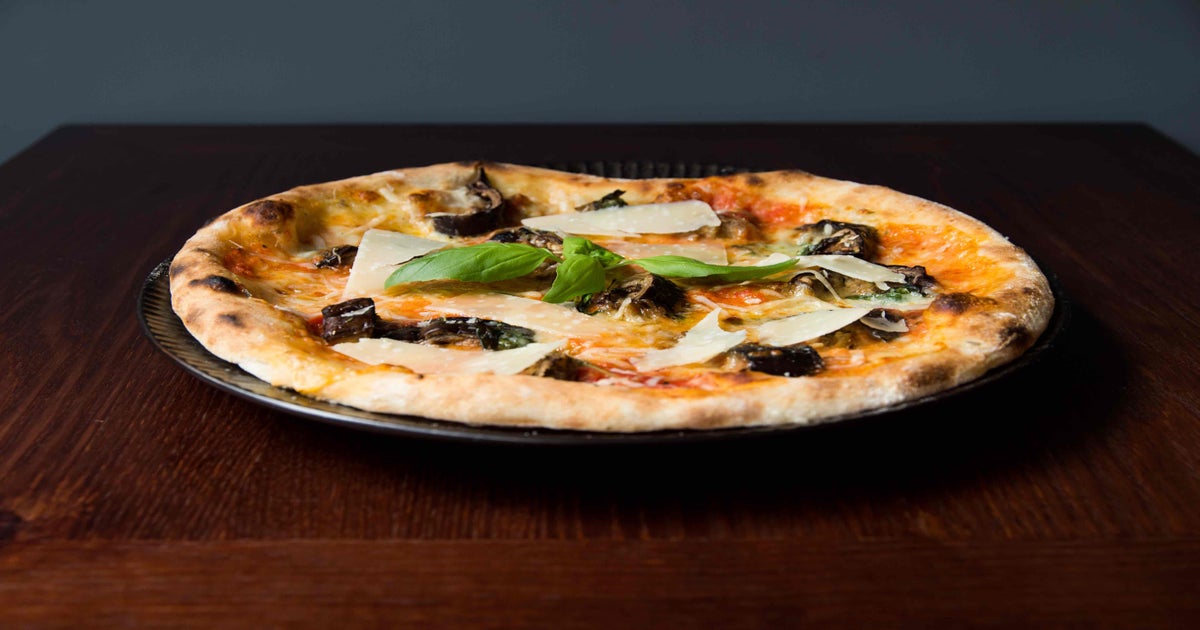 Pizzeria Bella Napoli delivery from Milano Morivione Order with Deliveroo