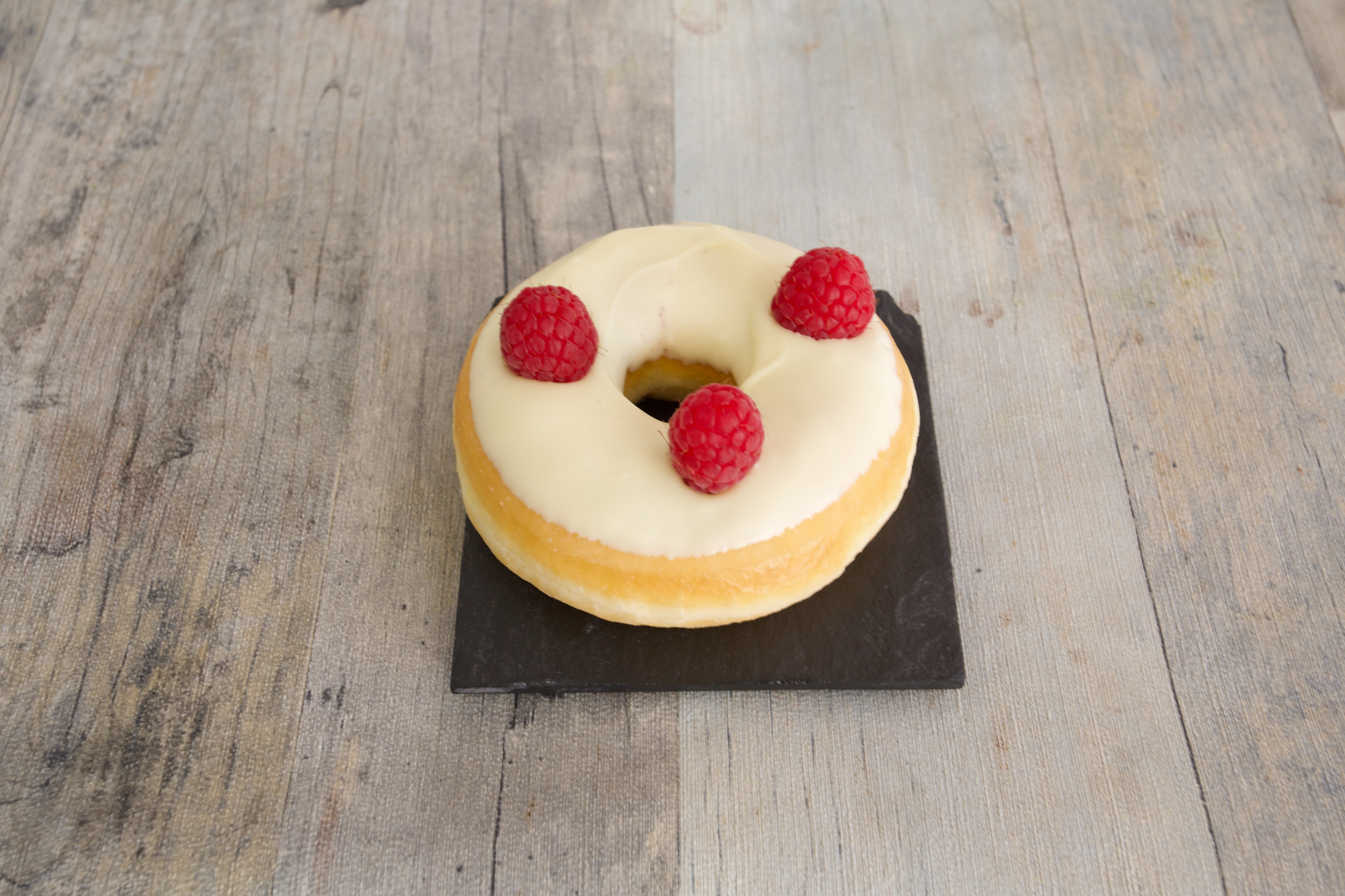 Donut Pistache Framboise