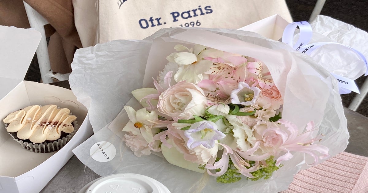 Coucou Flowers delivery from The O2 Centre - Order with Deliveroo