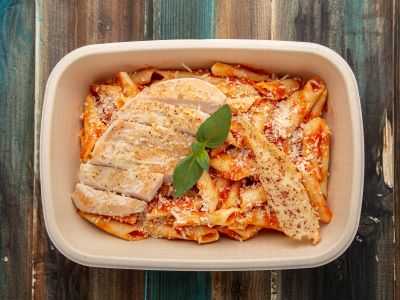 Chicken Pasta In Red Sauce Platter