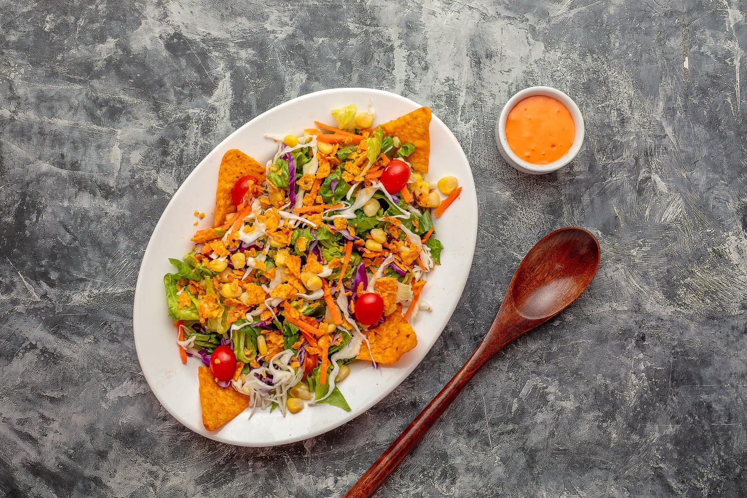 M3zbna Salad