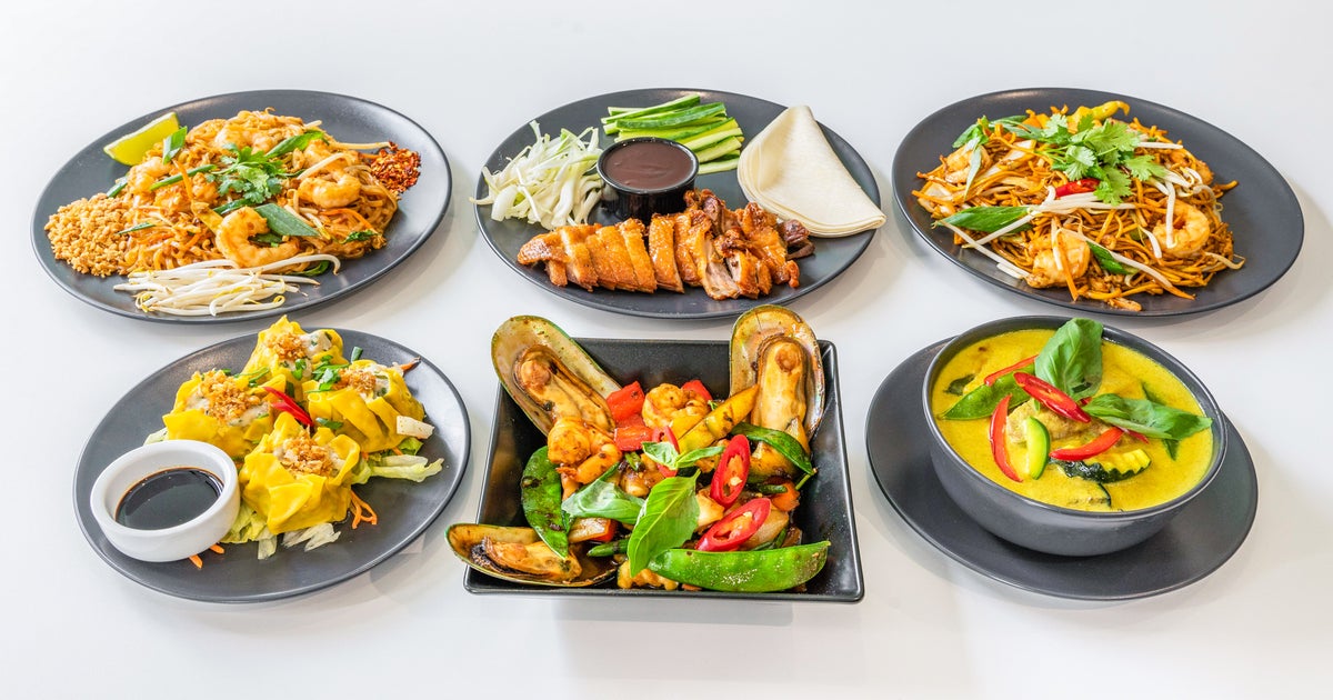 Hom Aroy Thai Food Sim Lim Square delivery from Bugis/Arab Street Order with Deliveroo