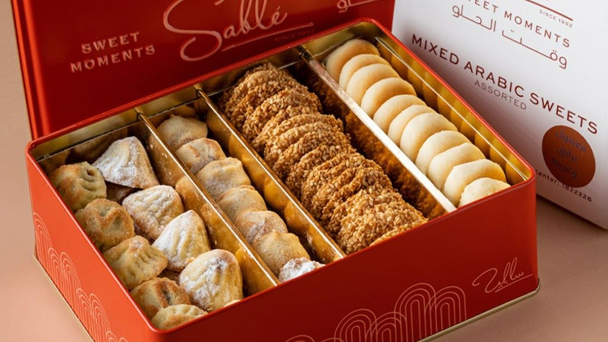 Mixed Arabic Sweets: Mamoul, Goraiba, Barazik
