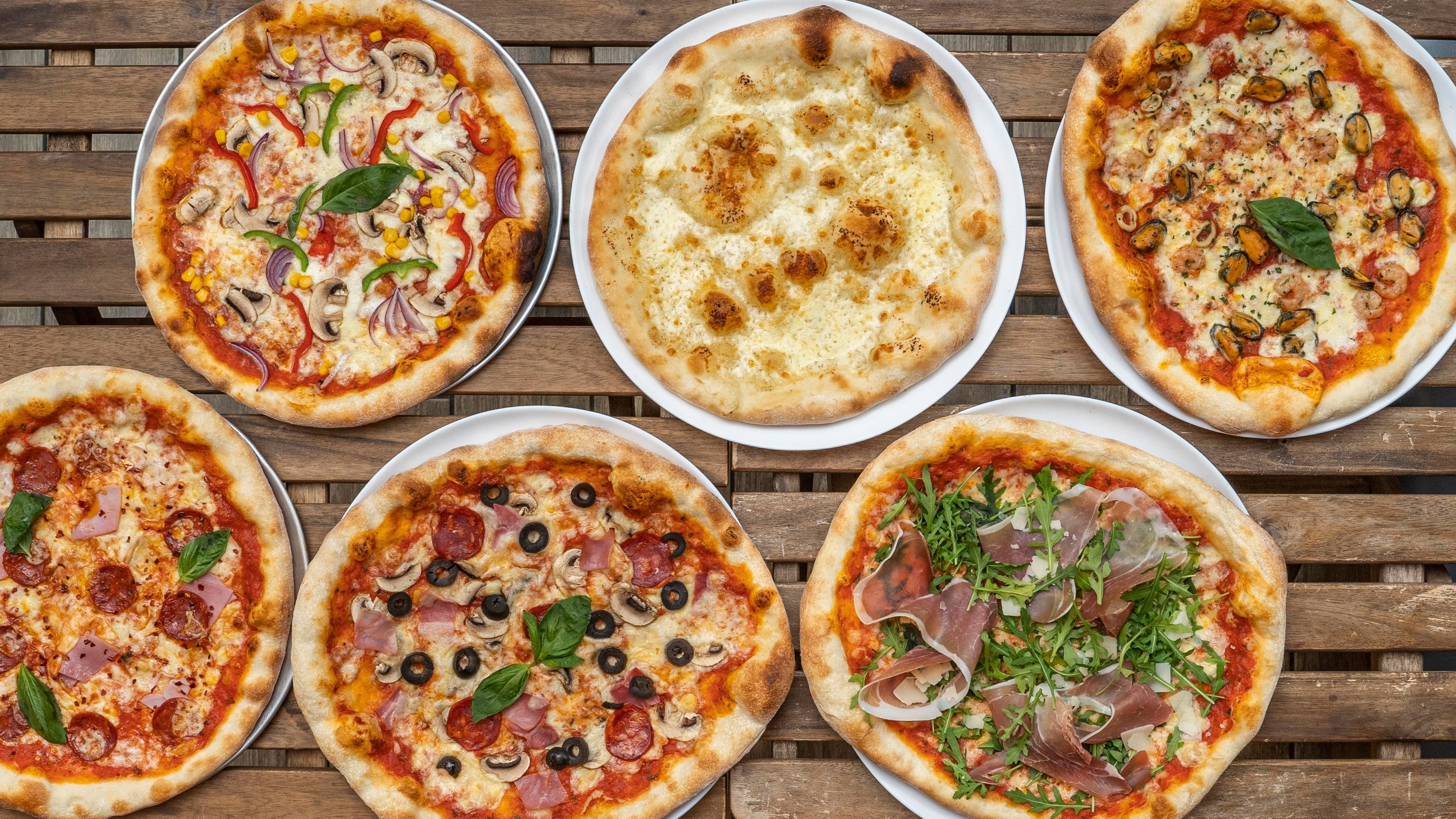 Peri Pollo Pizza Clowne Main delivery from Clowne Main Order with