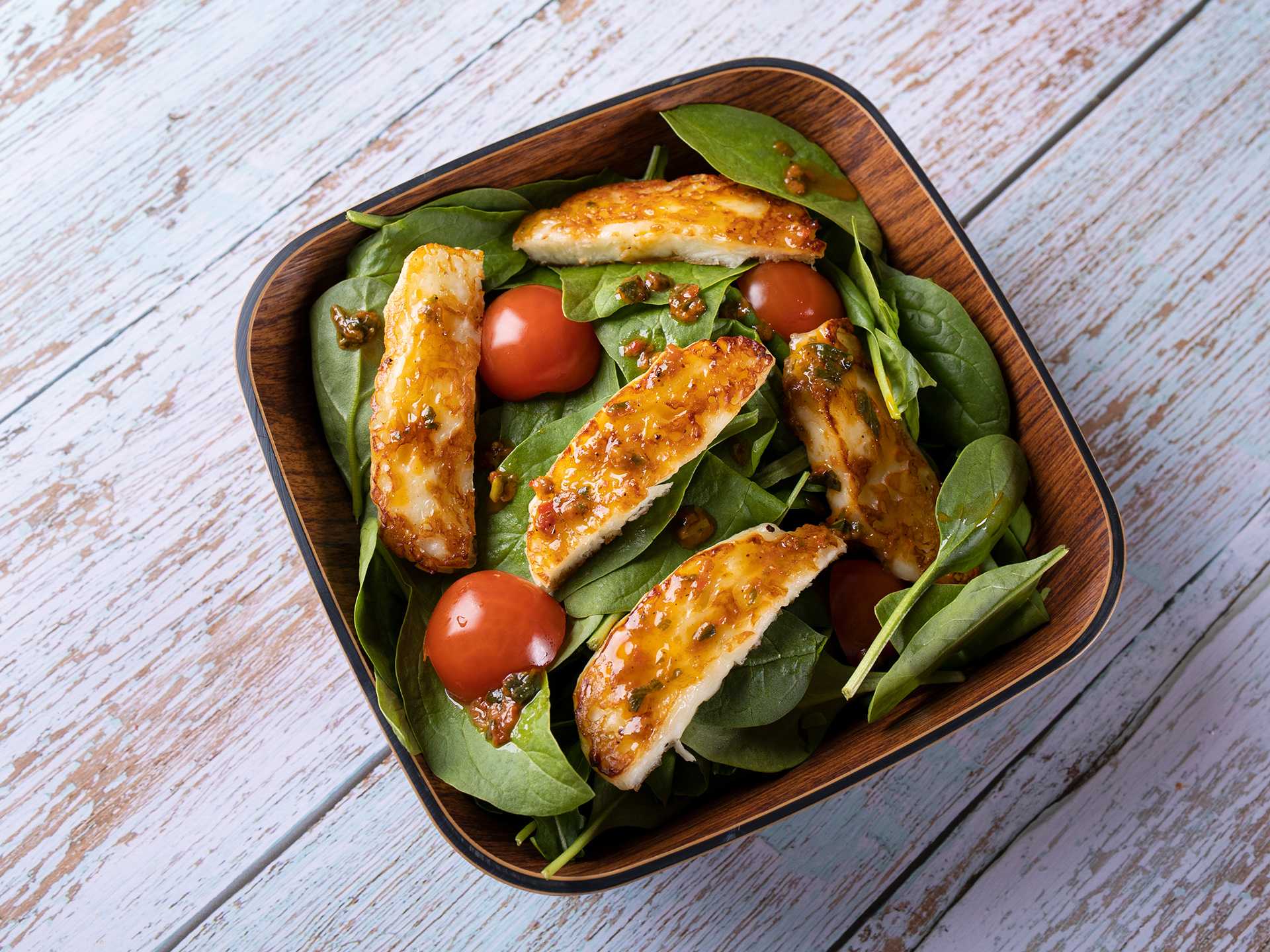 Spinach Halloum Salad