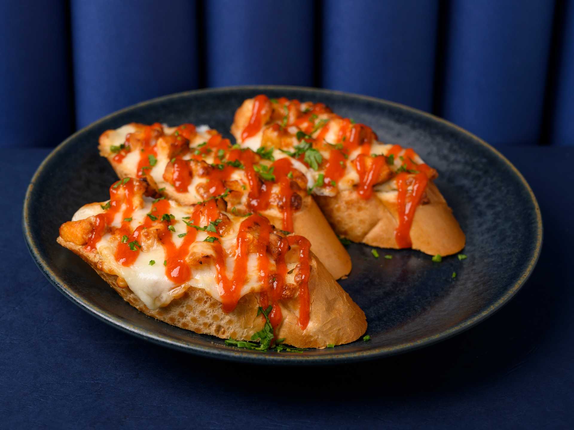 Sriracha Chicken Garlic Bread