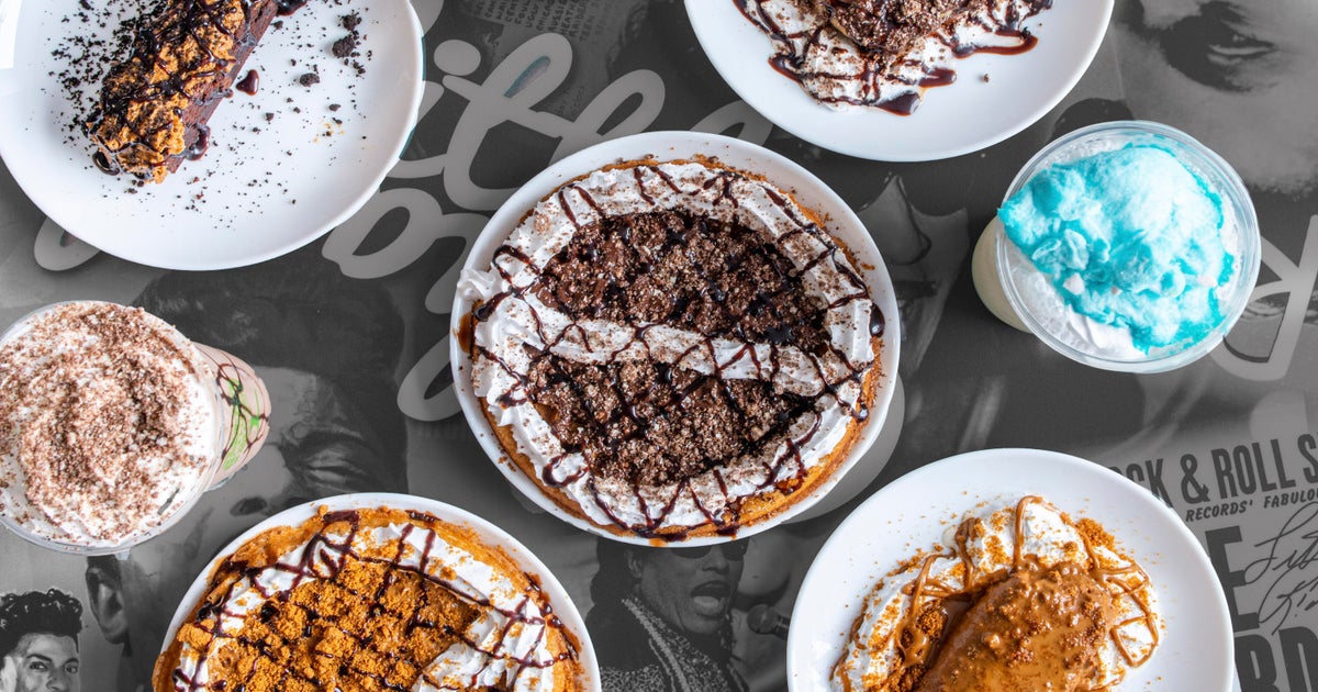 Freaky Shakes Oldham Road delivery from Hollinwood Order with Deliveroo