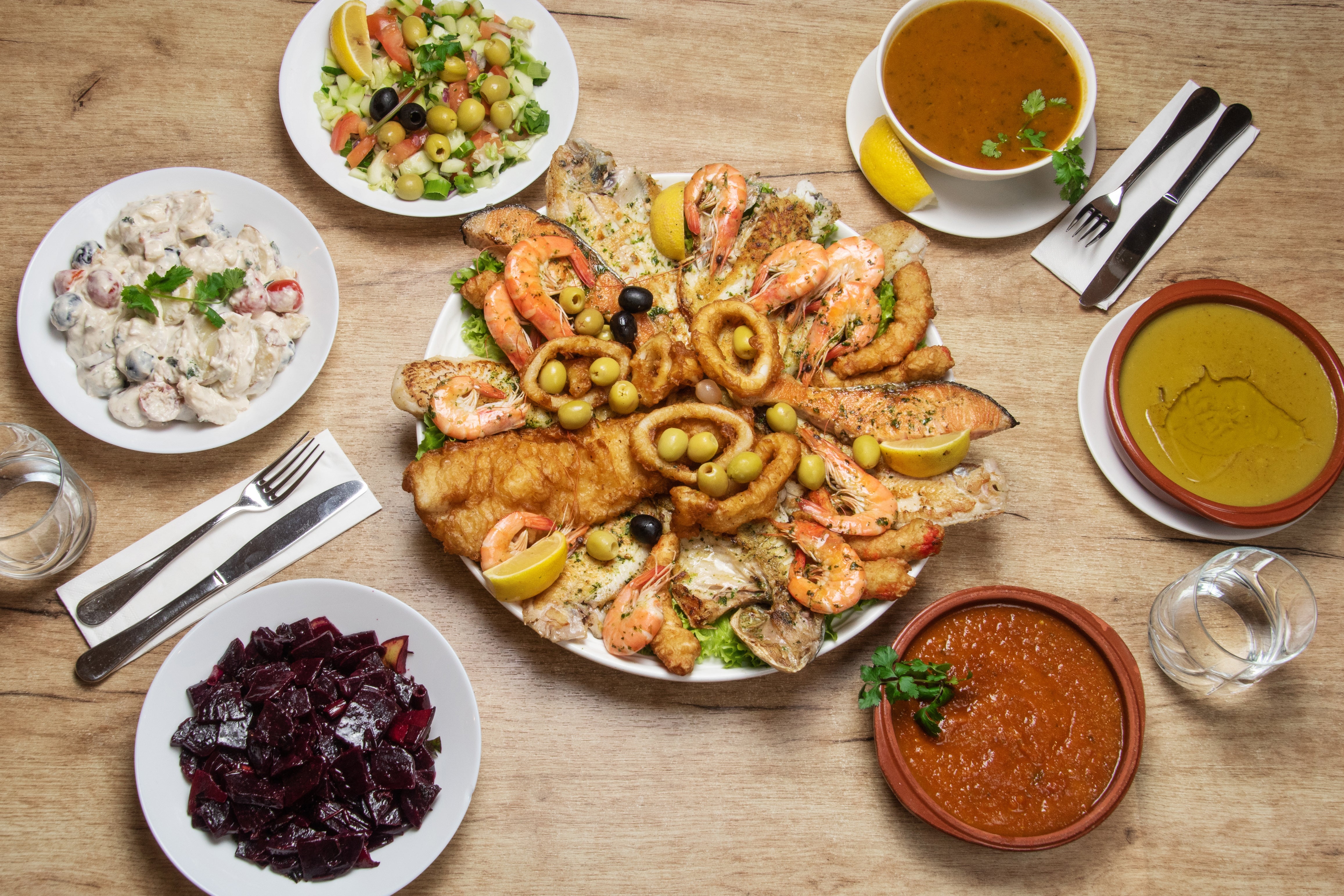 Fish Kings delivery from Centrum Order with Deliveroo