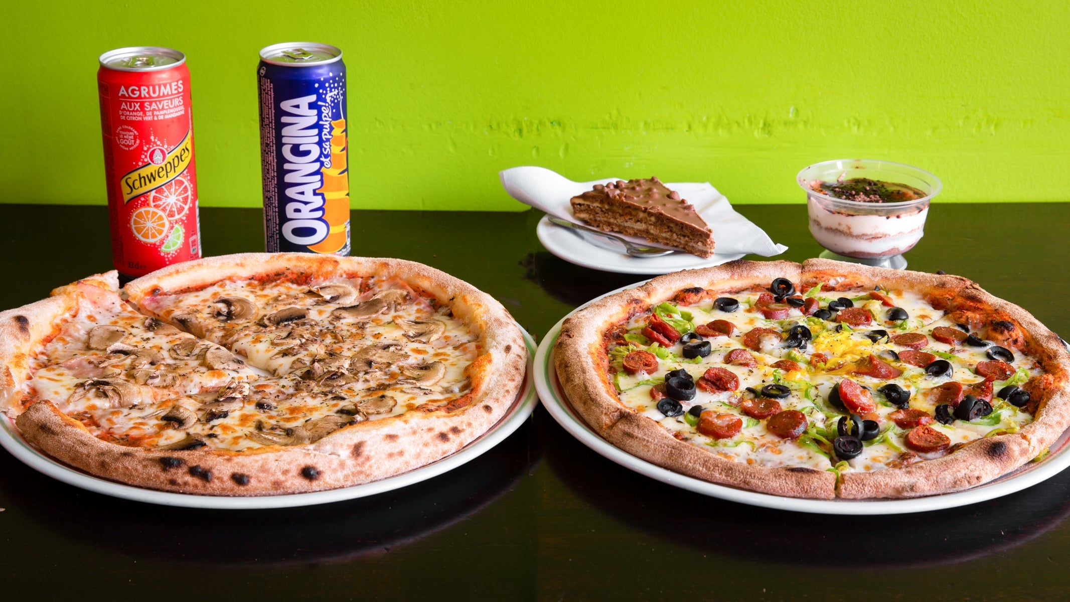 Livraison Express pizza à Montreuil Parc Commandez avec Deliveroo