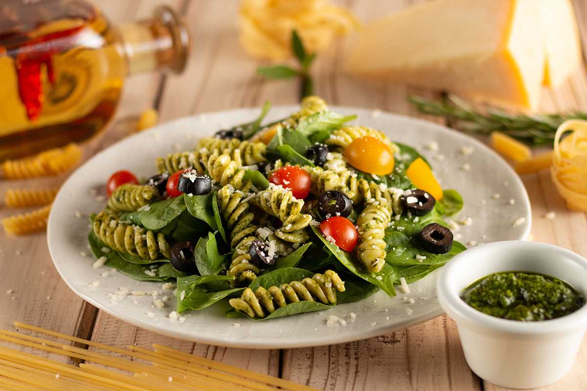 Pesto Pasta Salad
