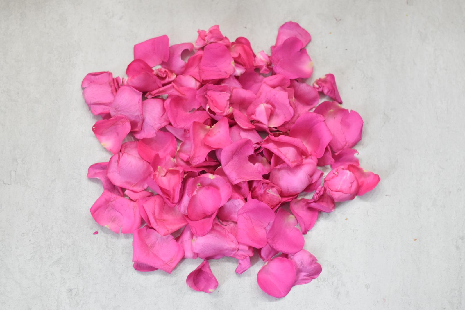 Petals Foshi Roses