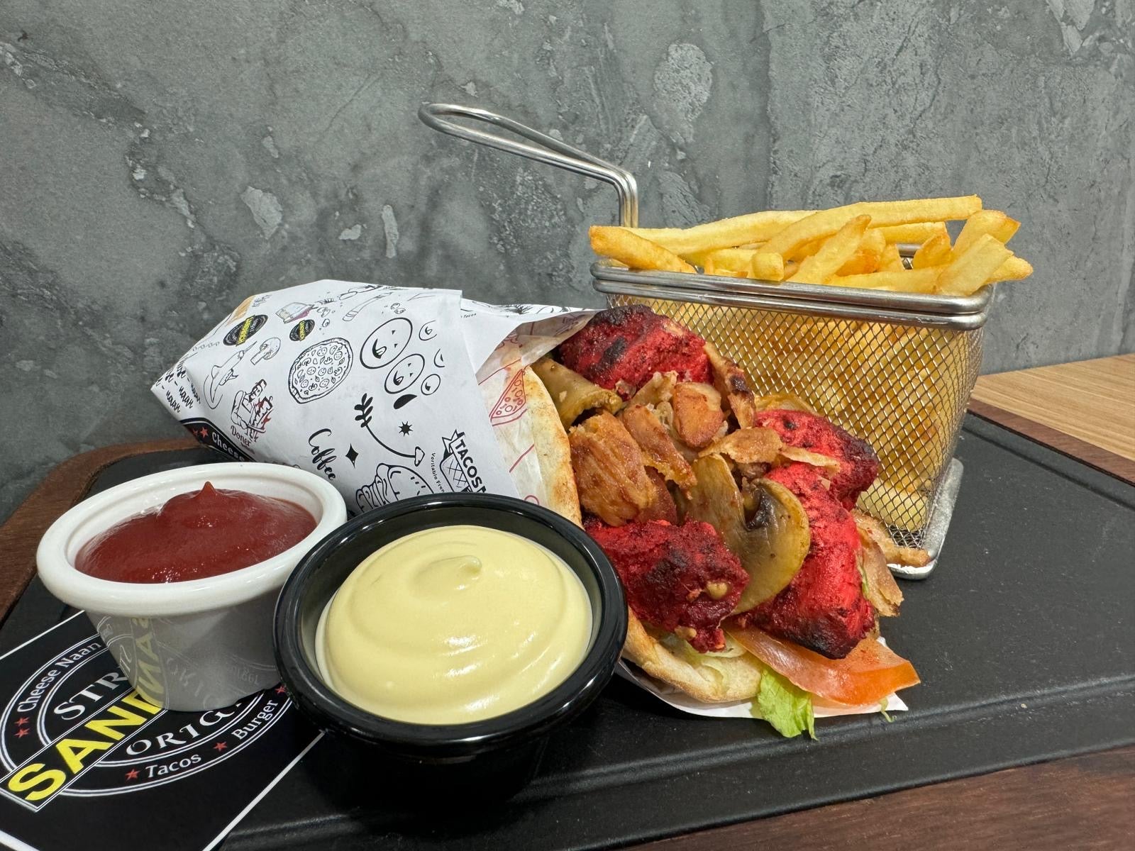Cheese naan cheese street spécial
