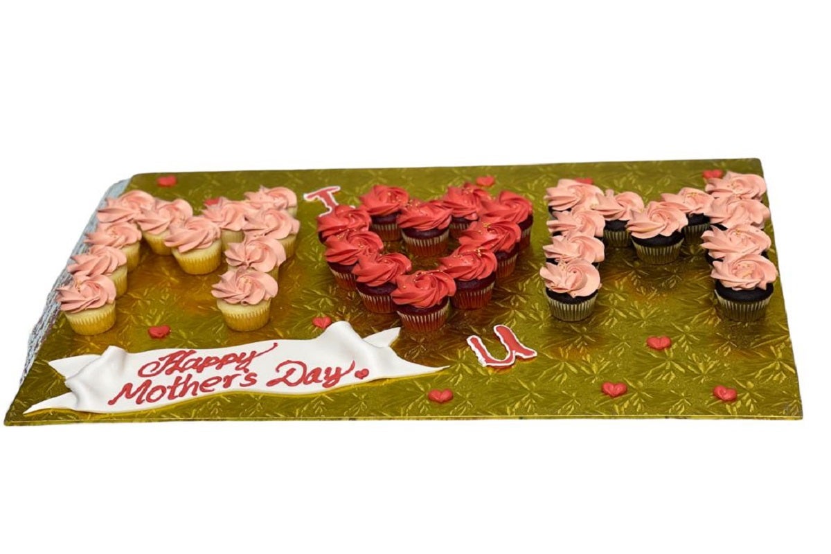 mini cupcakes mom