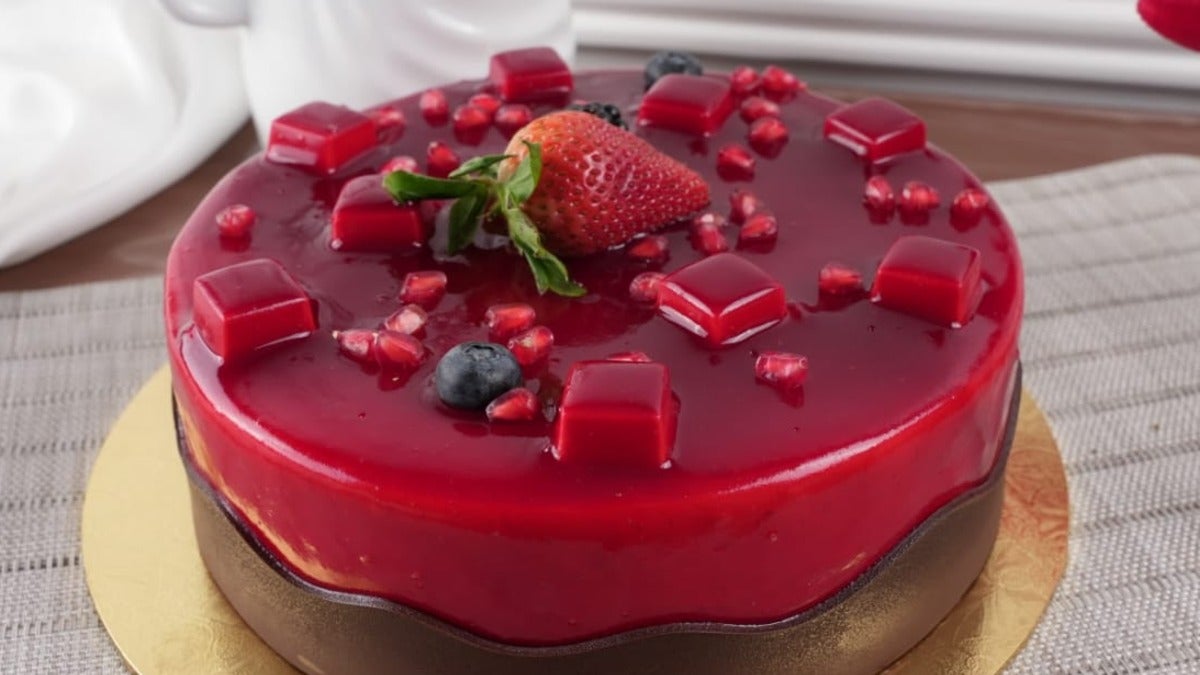 Cake Raspberry 2025 F 18032