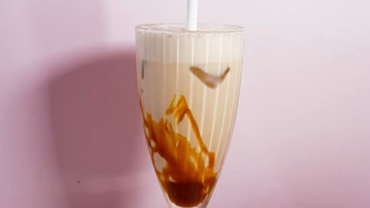 Iced Caramel Macchiato
