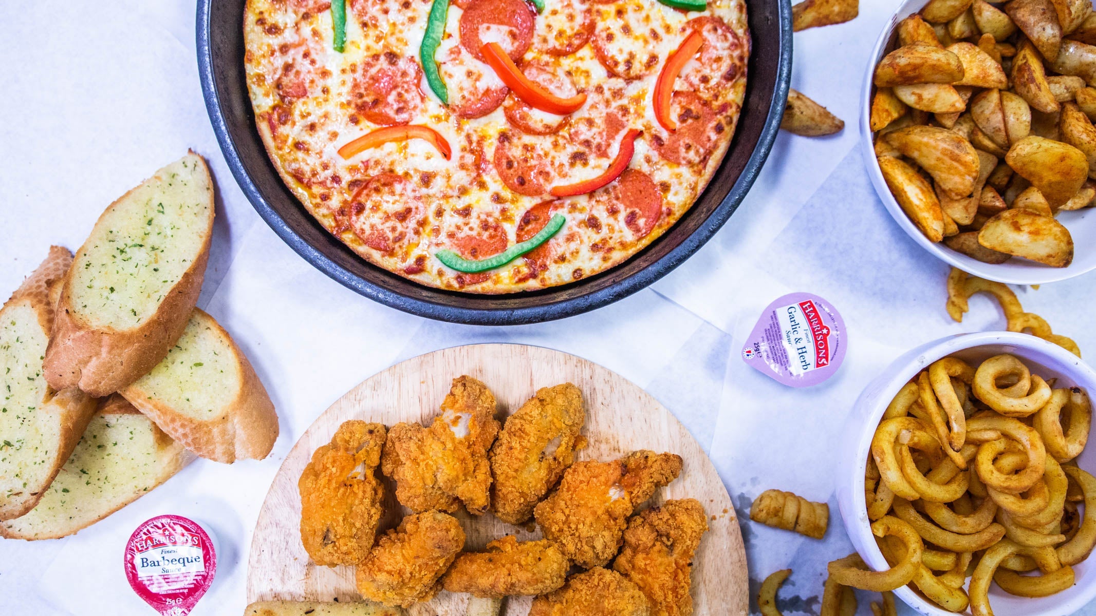 Pizza Hot 4 You delivery from Surrey Quays Order with Deliveroo