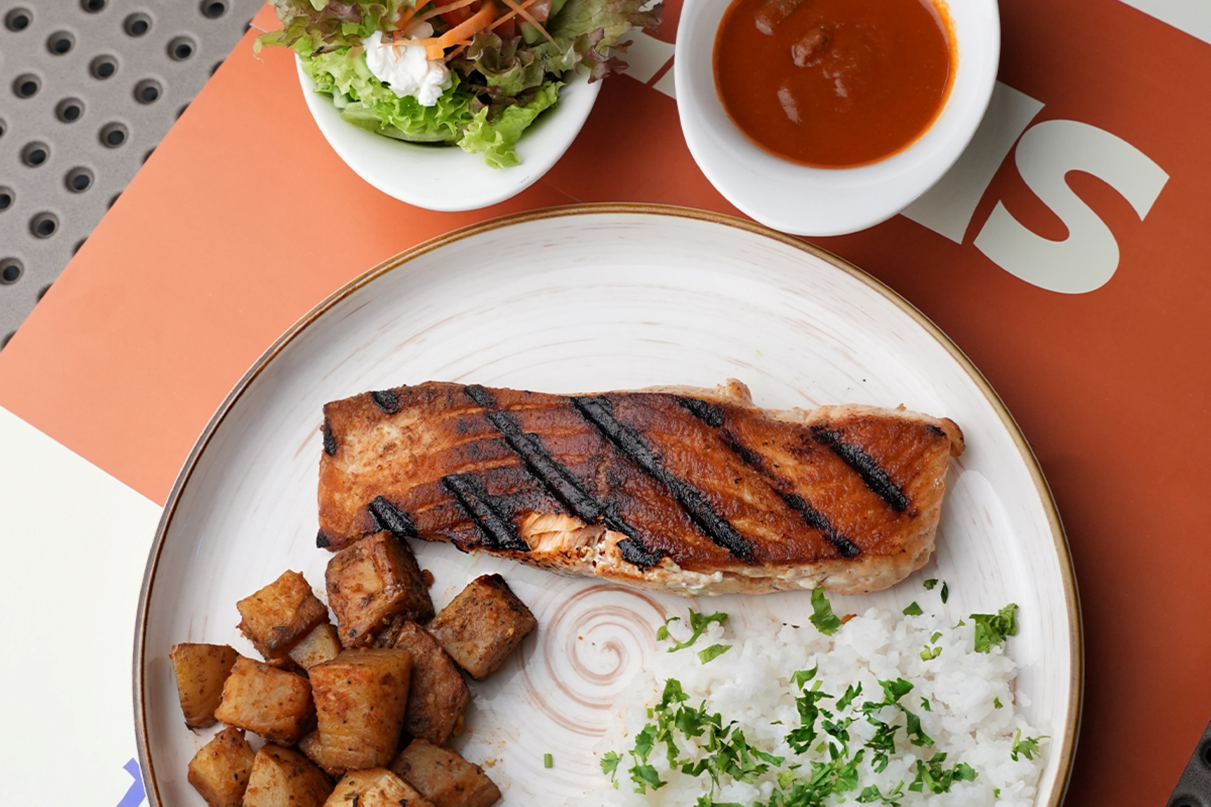 Grill Salmon And Rice With Potato Cubes