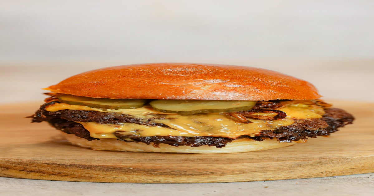 SMASH BURGER by I Love Burger ️ livre depuis Paris 17ème - Ternes Maillot - Commandez avec Deliveroo
