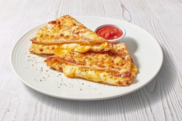 Toasted Three Cheese Melt (V)