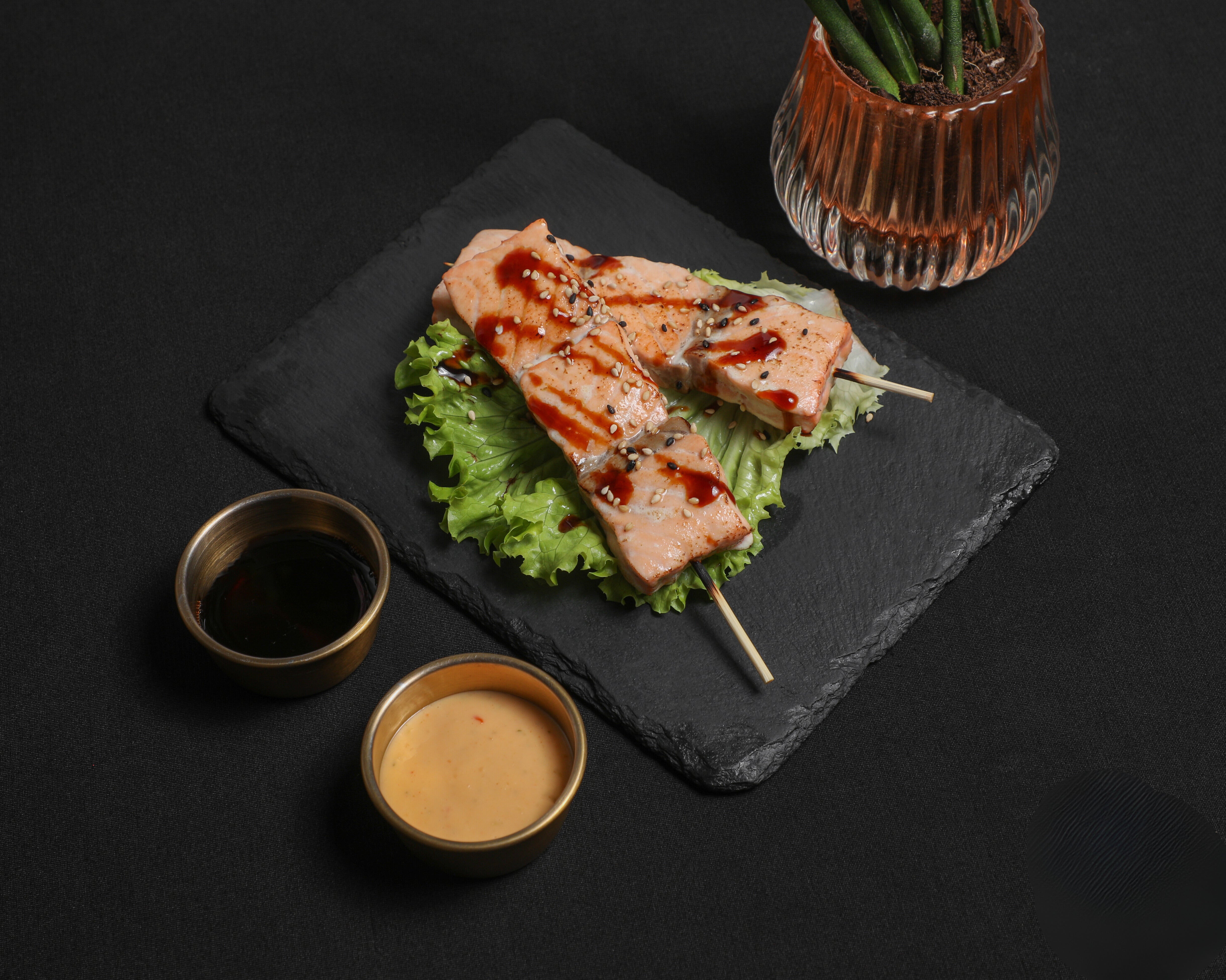 YAKITORI SAUMON BRAISÉ