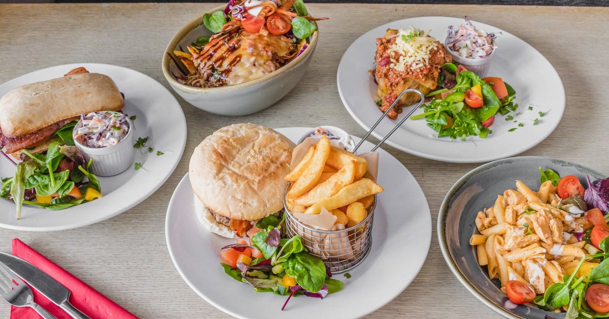 Swaz Inn Food The White Swan Inn delivery from Dunstable - Order with Deliveroo