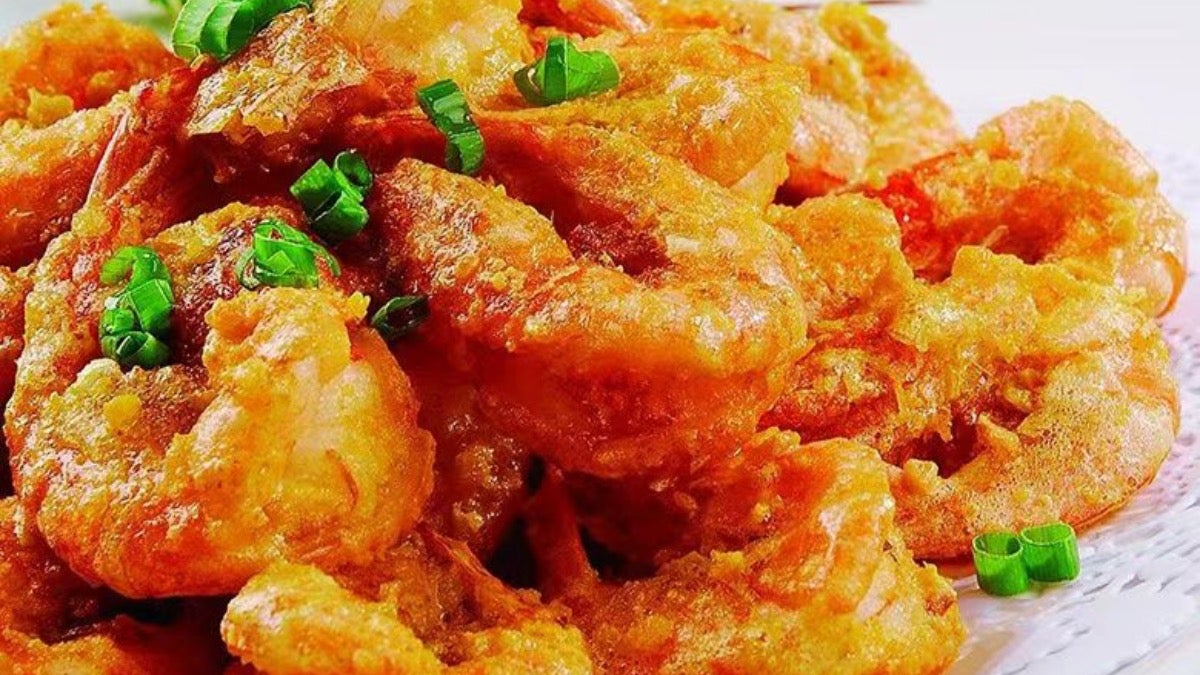 Fried King Prawns with Salty Duck Yolk (咸蛋黄酥炸白虾)