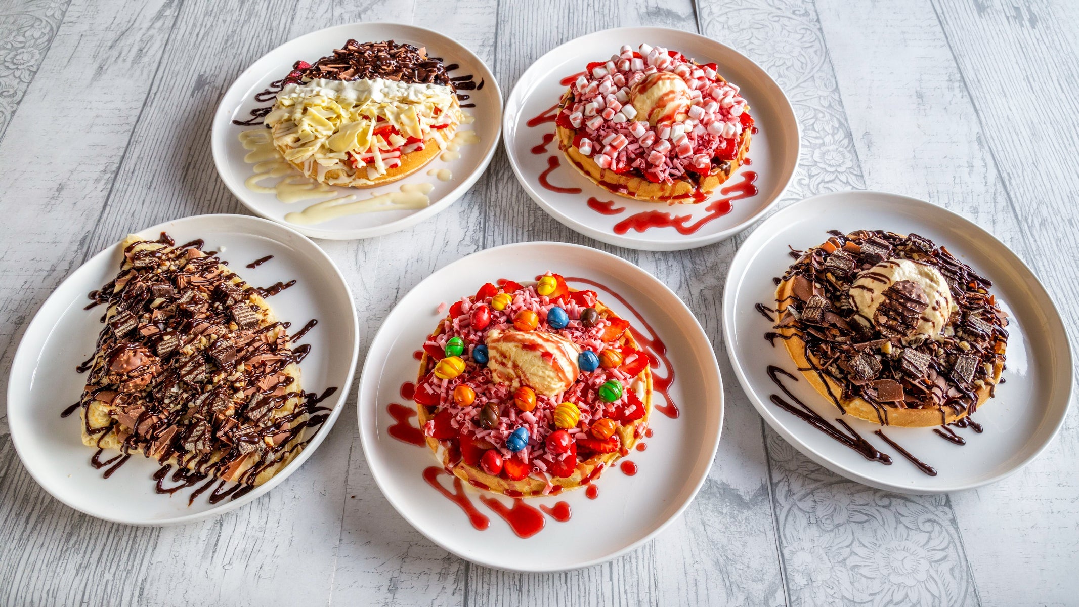 Love Desserts delivery from Lenton Order with Deliveroo