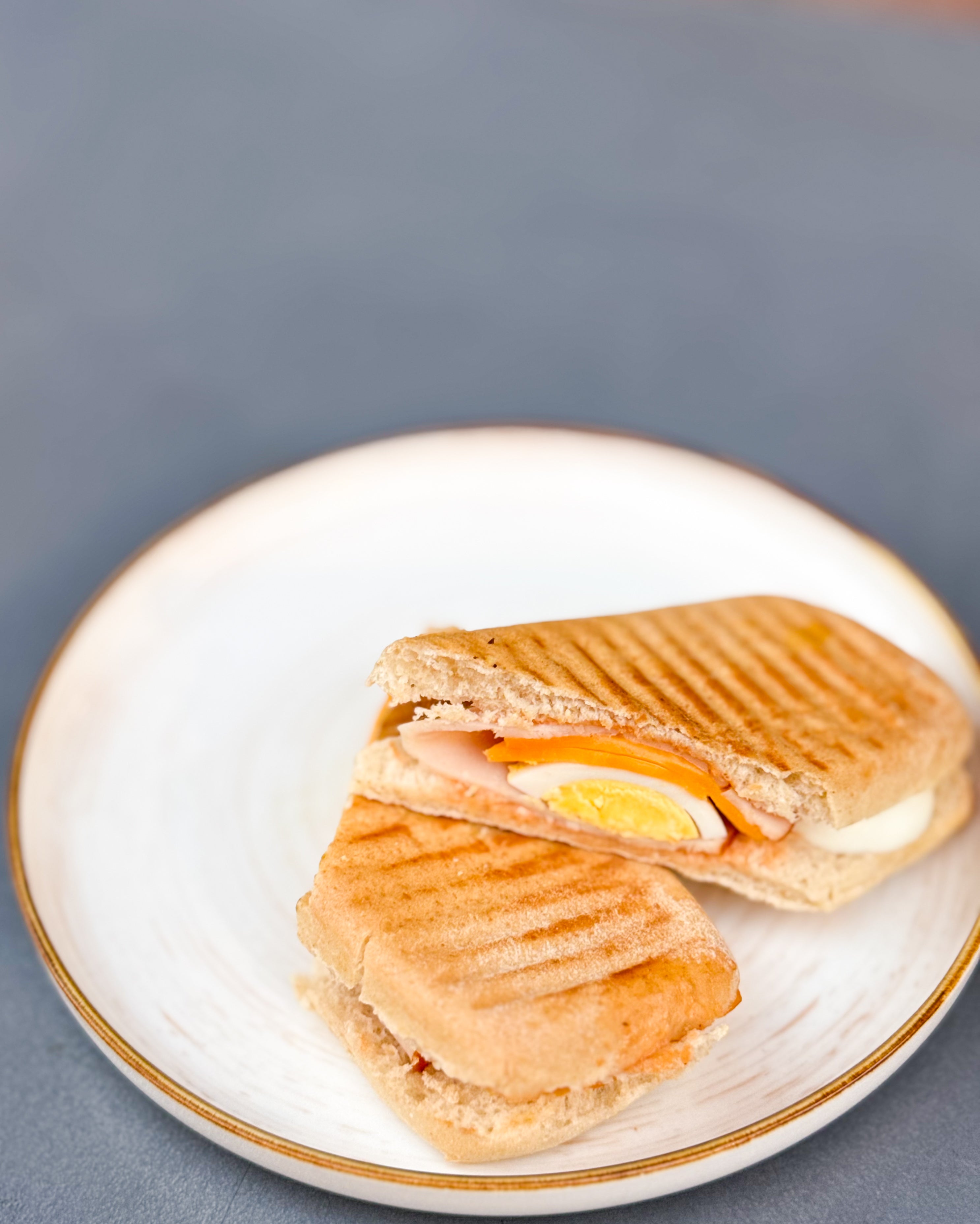 Turkey With Ranch Egg Sandwich
