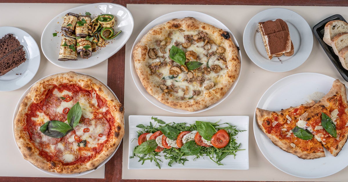 Capo Pizza Waverton delivery from Waverton Order with Deliveroo