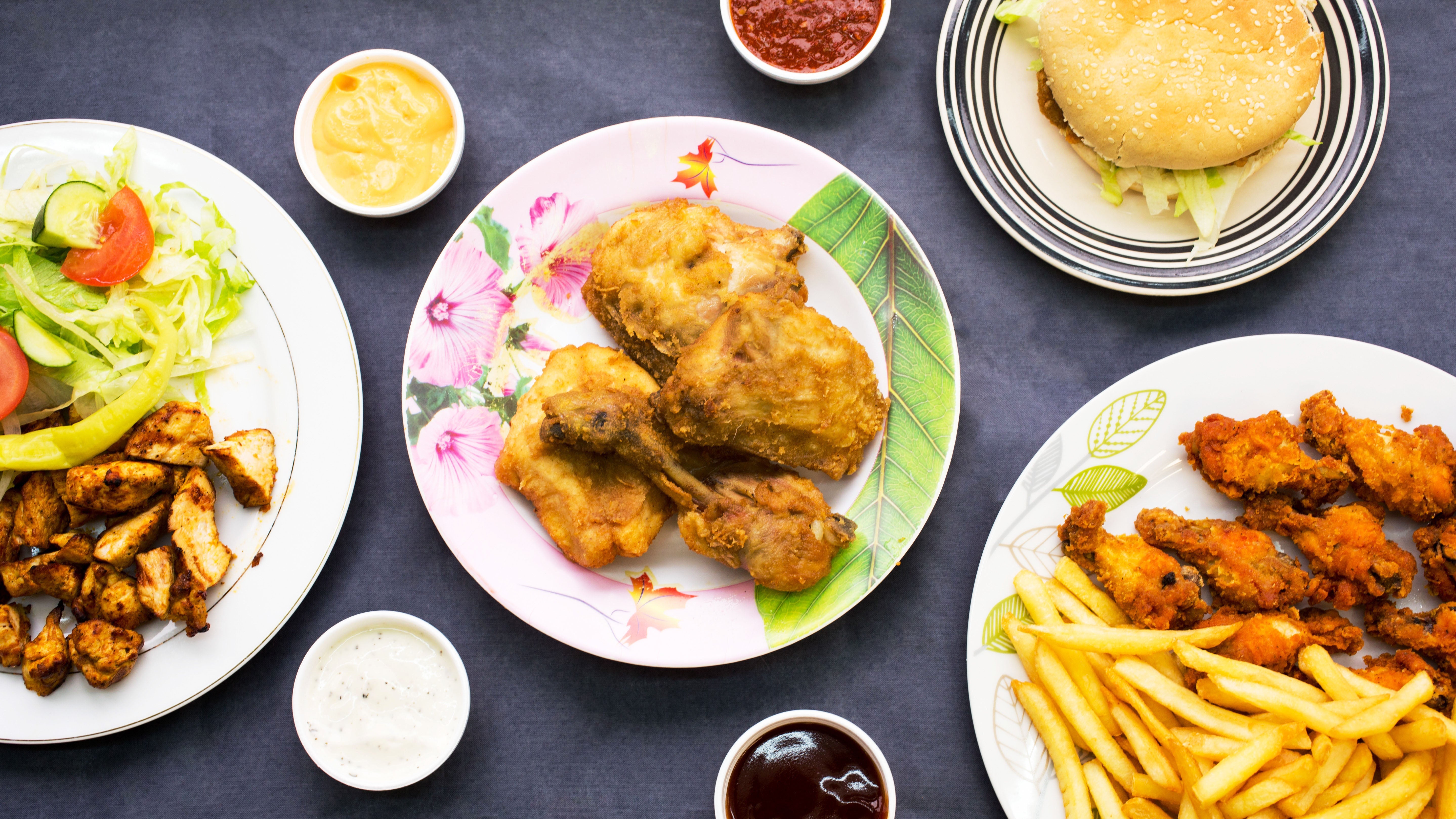 Sufi’s Chicken & Kebab حلال‎ delivery from Kingston Order with