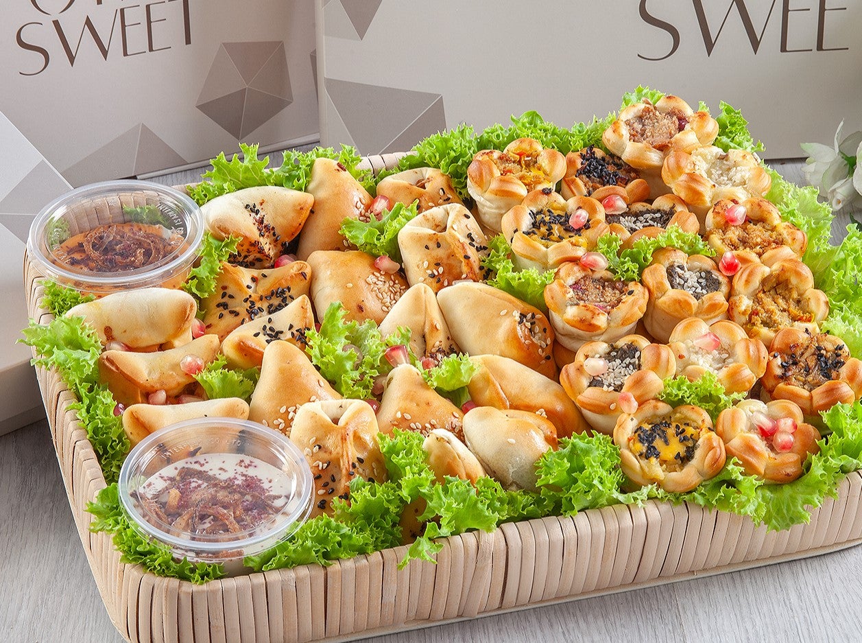 Fatayer Basket