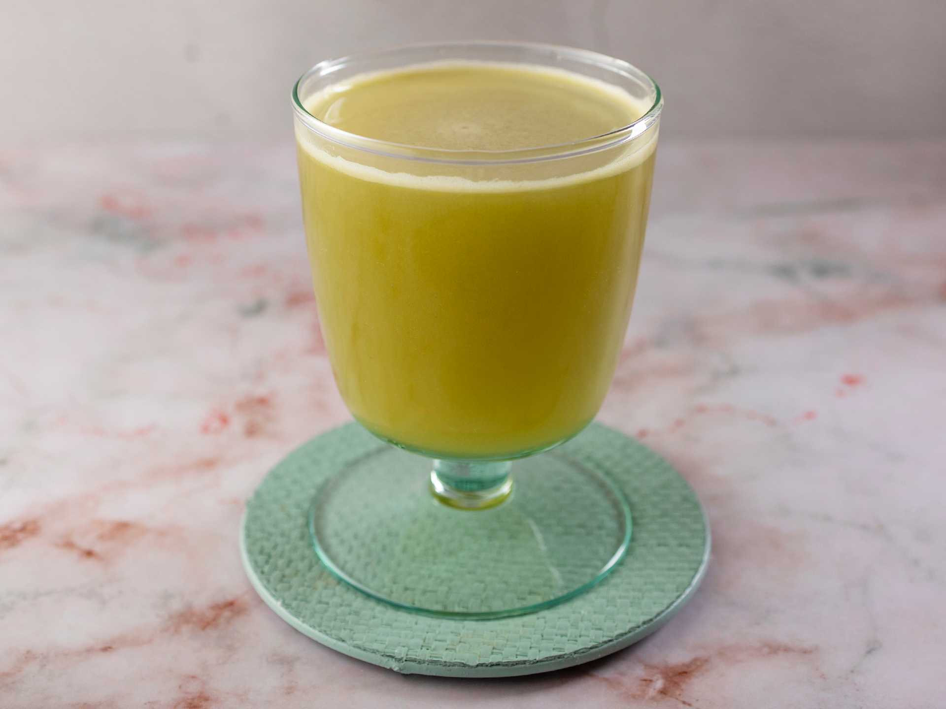 Fresh Green Apple Juice