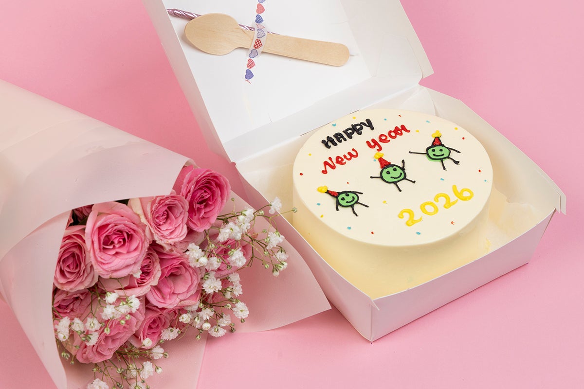3 Doll Happy New Year Cake with Flowers