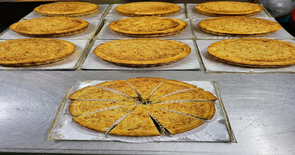 Auntie Peng Banana Pie Katong Shopping Centre delivery from Katong