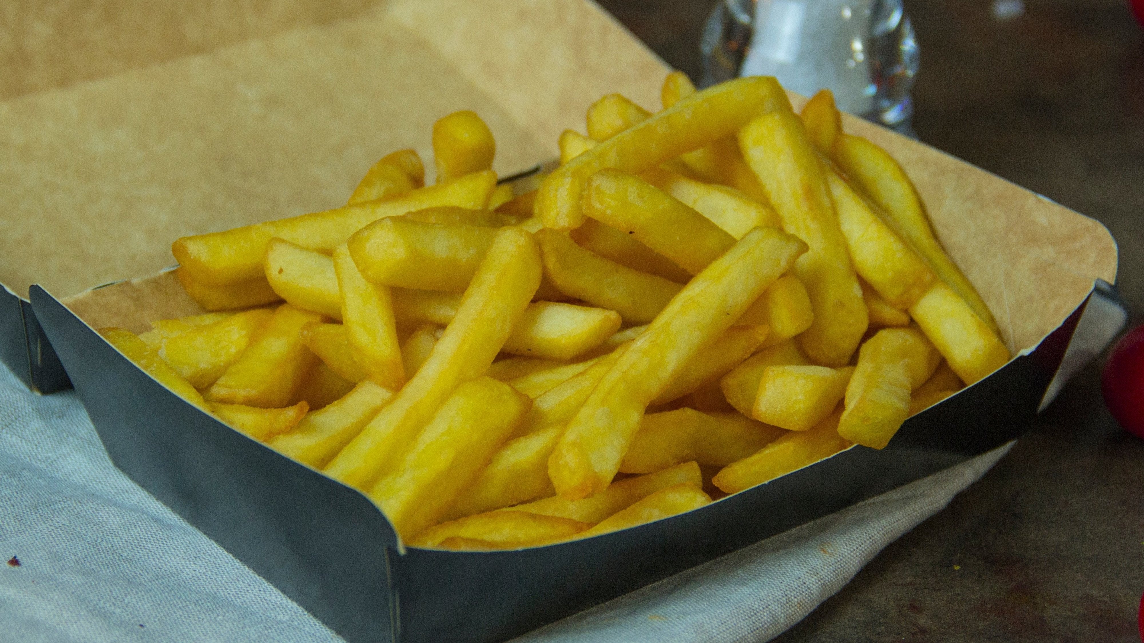 Moyen  barquette de frites