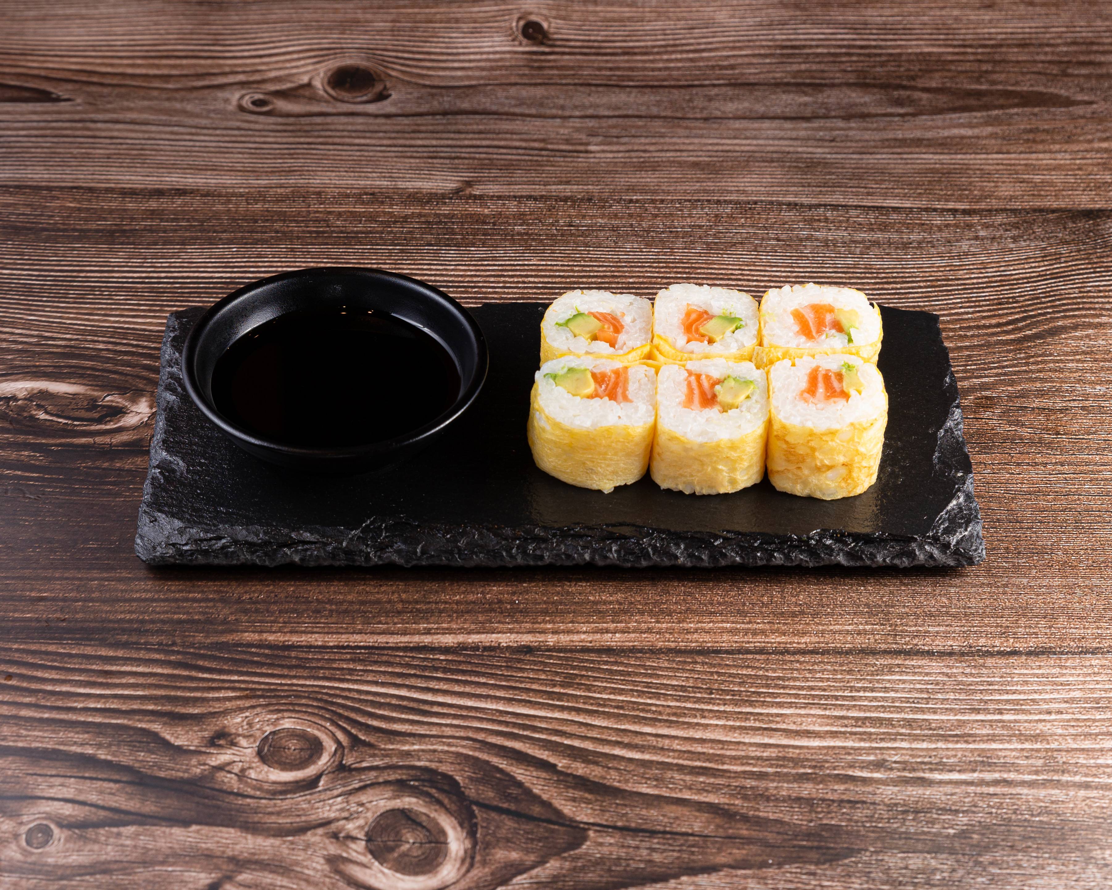 FRESH ROLL'S Saumon/Avocat