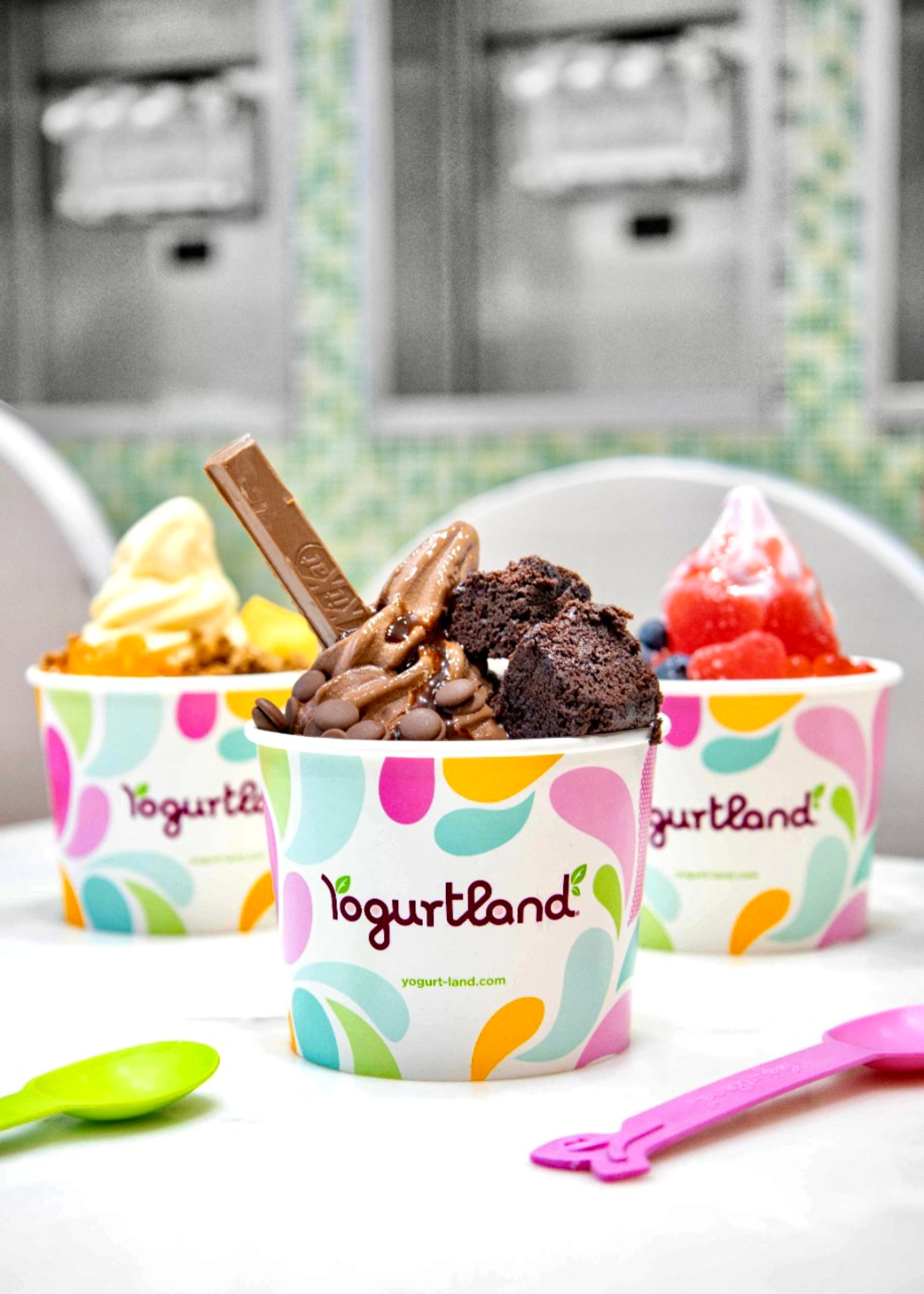 Yogurtland delivery from Downtown Dubai Mall Order with Deliveroo