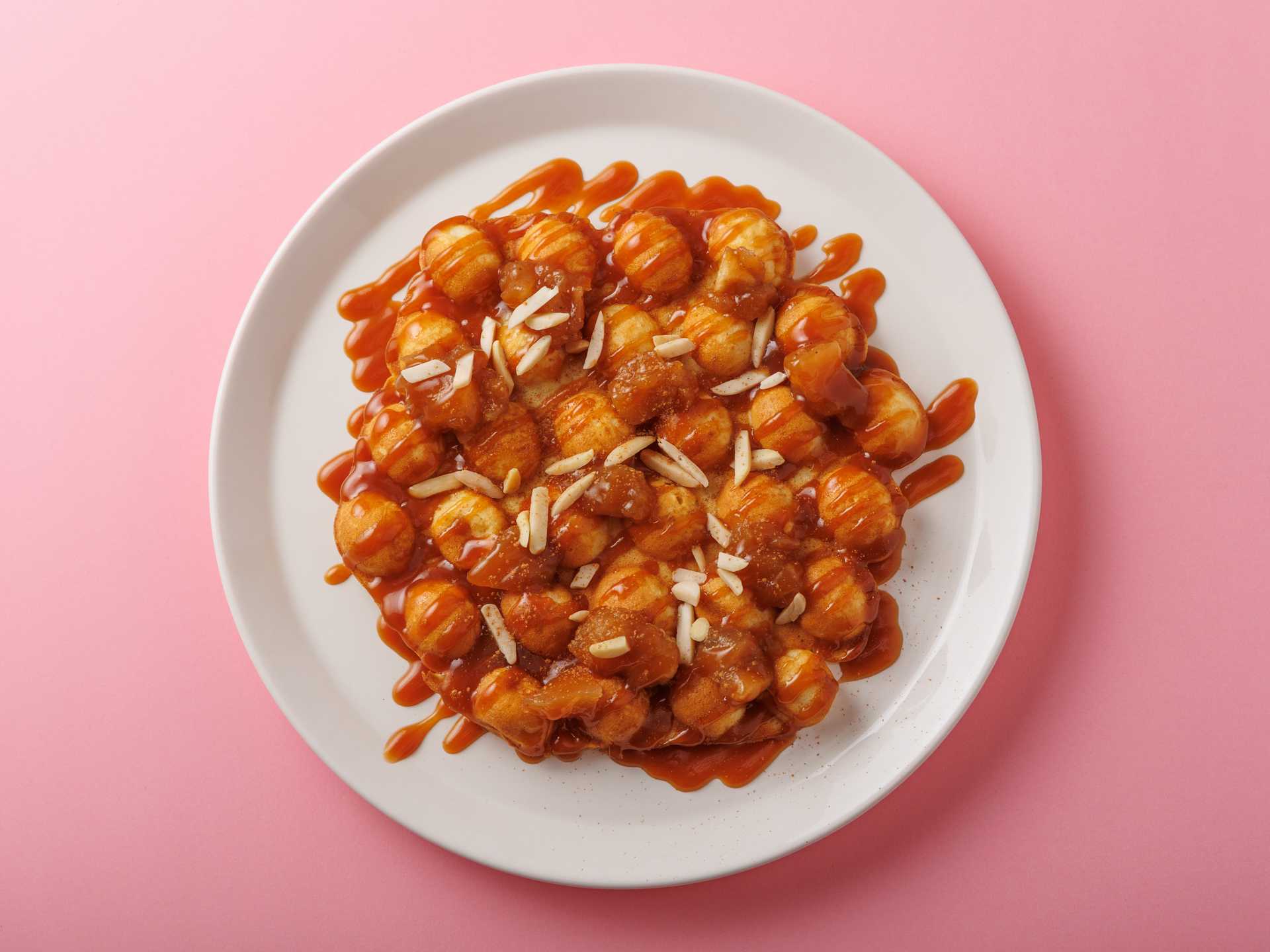 Cinnamon Apple Bubble Waffle