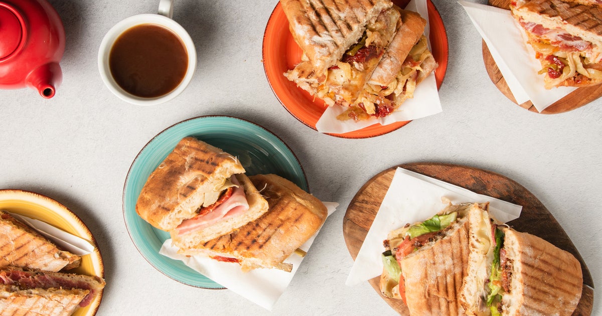 Sasilicious delivery from Holcombe and Ramsbottom - Order with Deliveroo